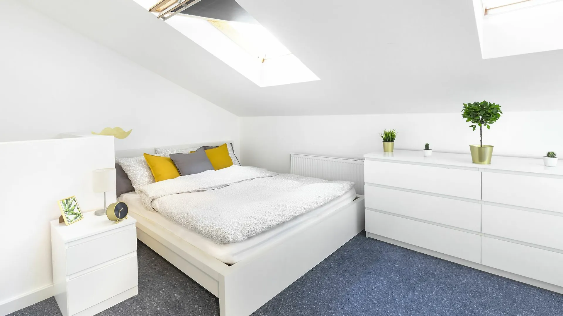 Little Tom Apartments Prague